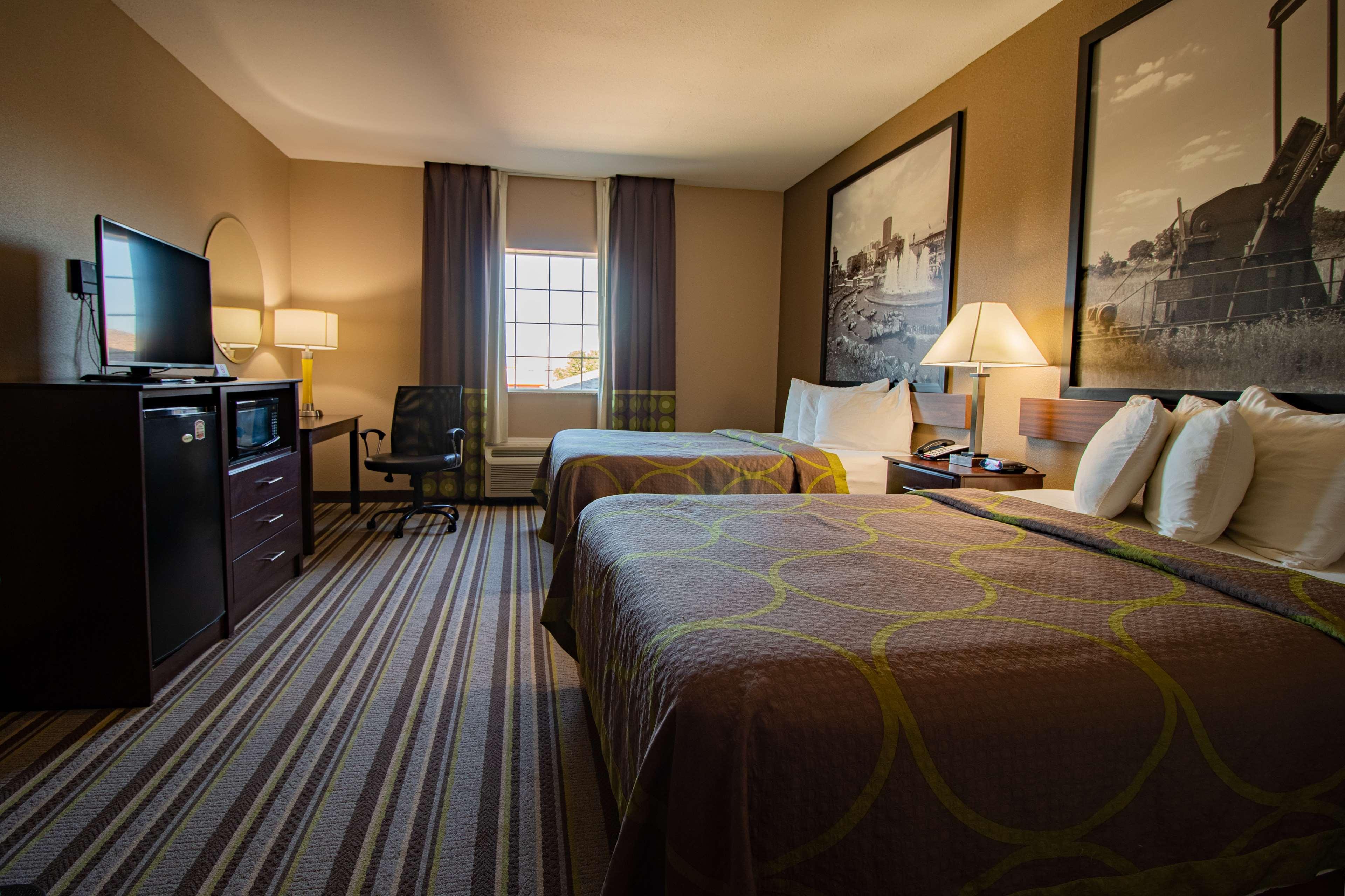 Surestay Plus Hotel By Best Western Owasso Tulsa North Rom bilde