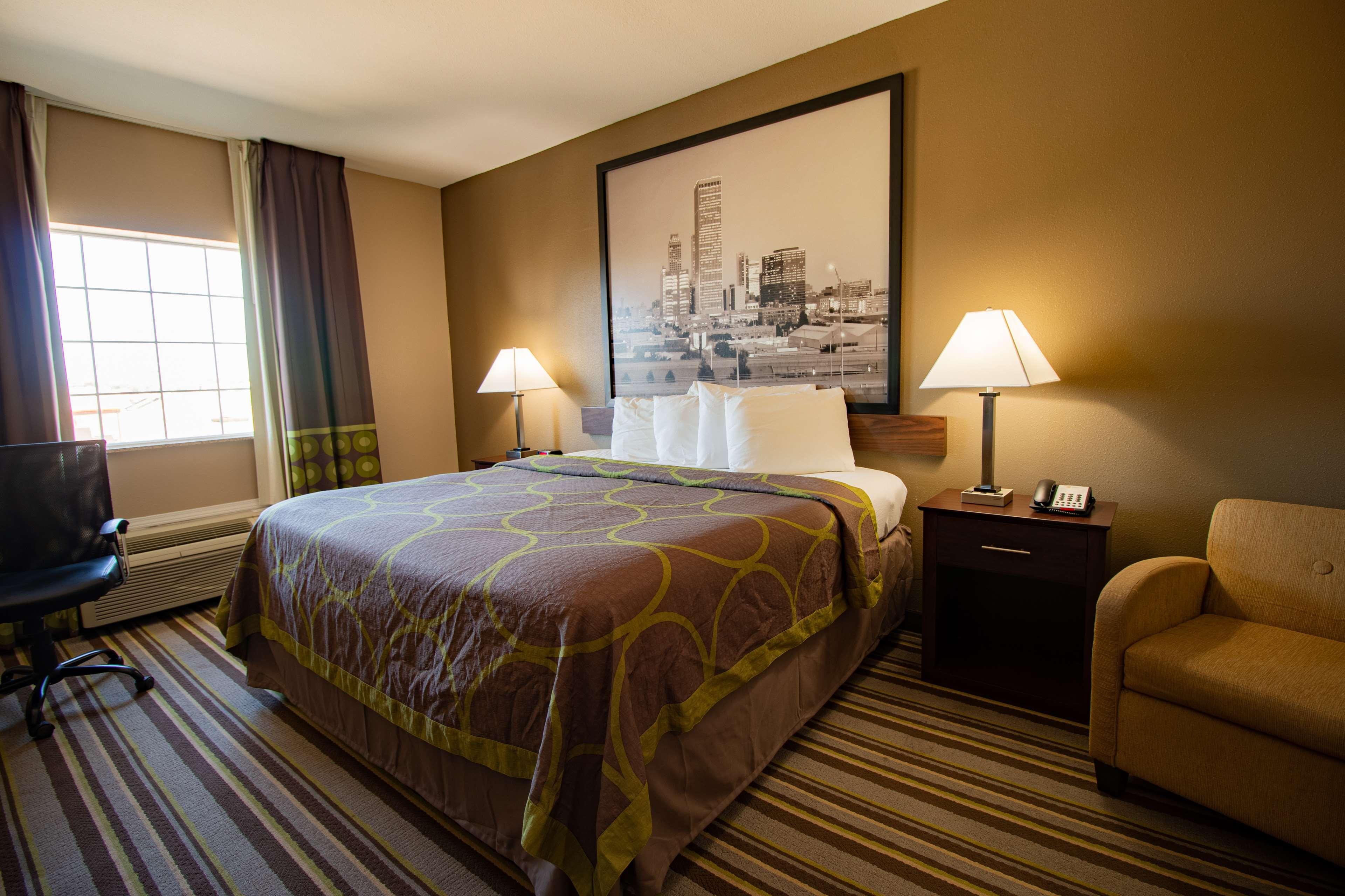 Surestay Plus Hotel By Best Western Owasso Tulsa North Rom bilde