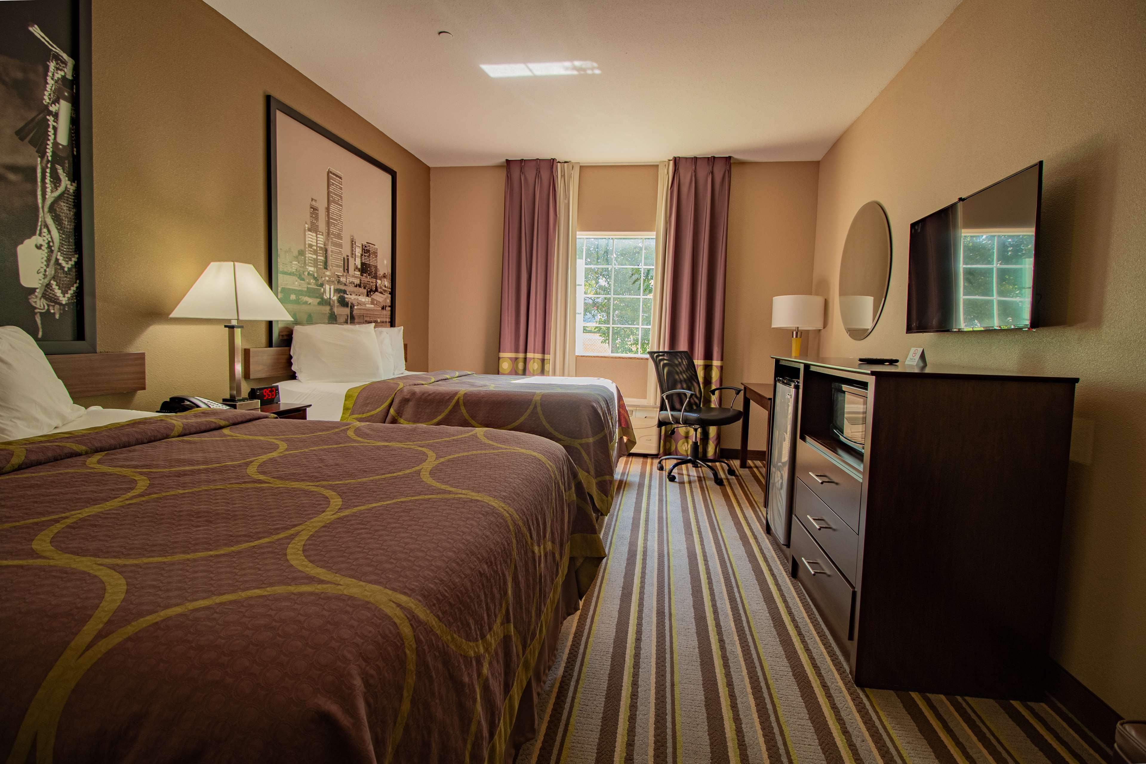 Surestay Plus Hotel By Best Western Owasso Tulsa North Rom bilde